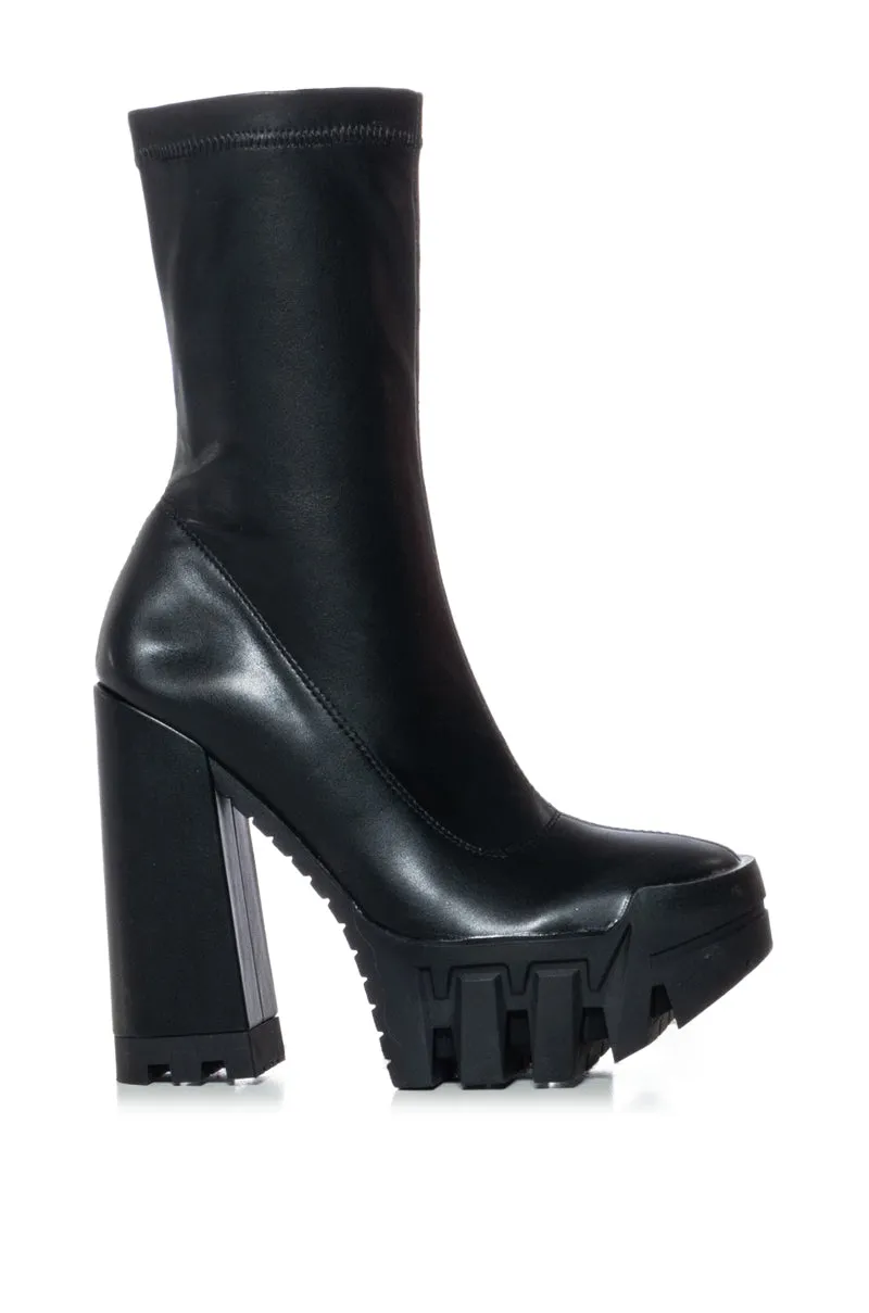 AZALEA WANG DRAGONET BLACK CHUNKY BOOTIE