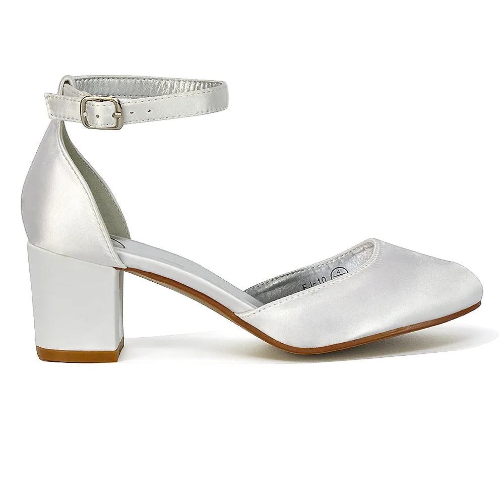 BILLIE-MAY CHUNKY STRAPPY MID BLOCK HIGH HEELS COURT SHOES IN IVORY