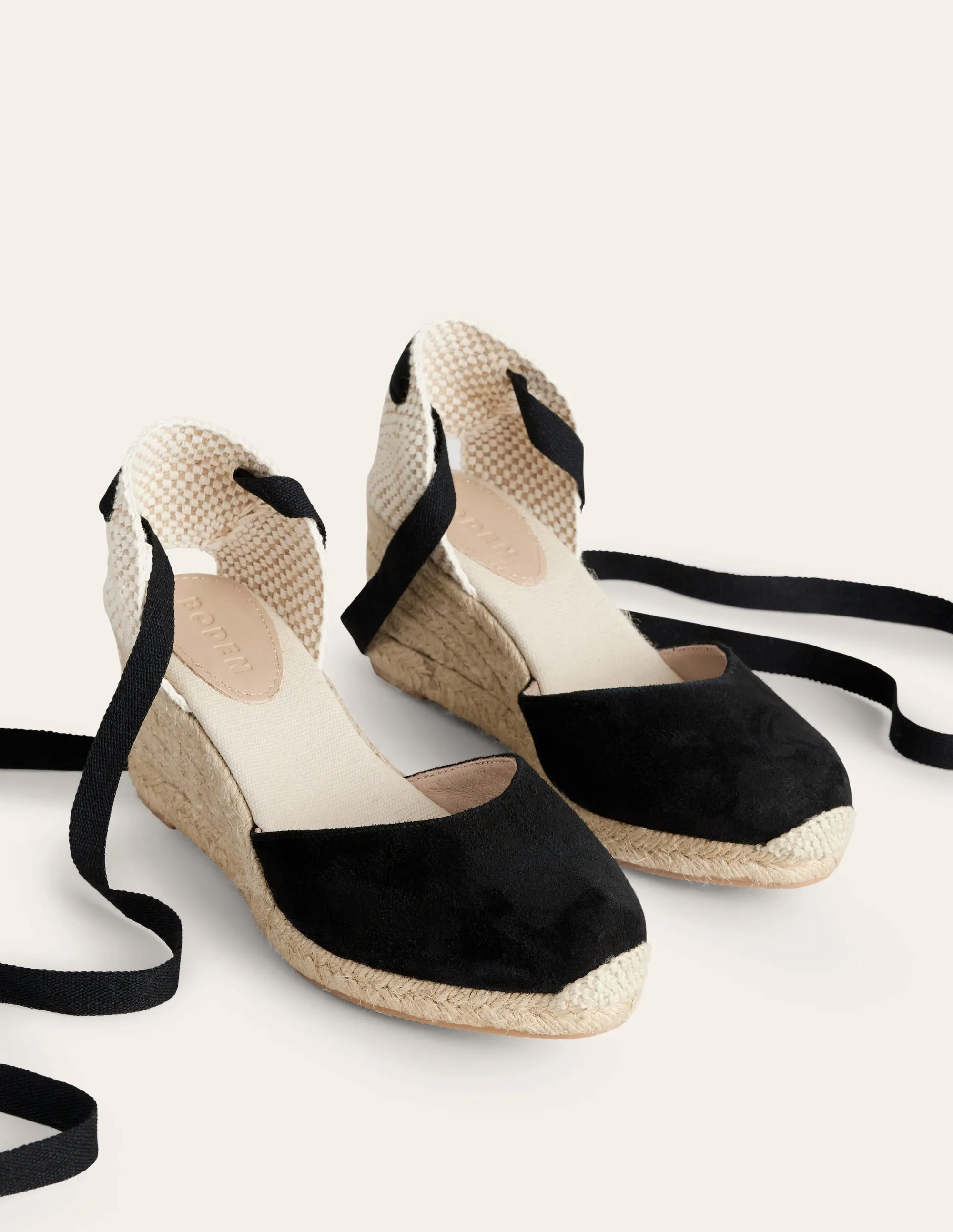 Cassie Espadrille Wedge-Black