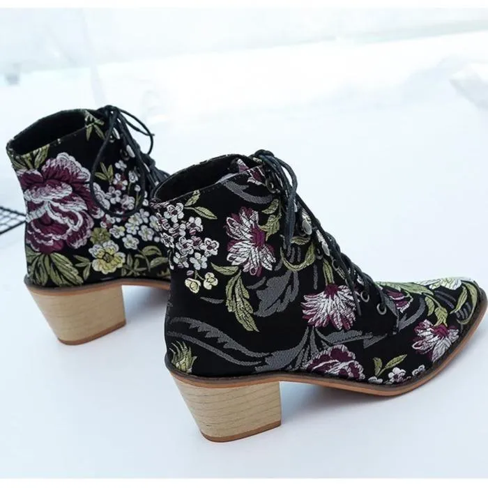 Retro fashion floral embroidered boots pointed toe lace-up ankle boots